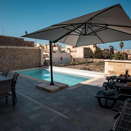 Serena Ferienhaus Għarb